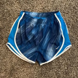 Women’s XS Nike shorts